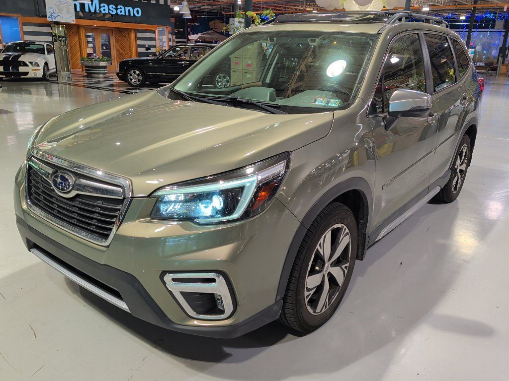 Used 2021 Subaru Forester Touring AWD/4WD image 3