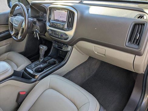 Used 2017 GMC Canyon SLT w/ Driver Alert Package image 22