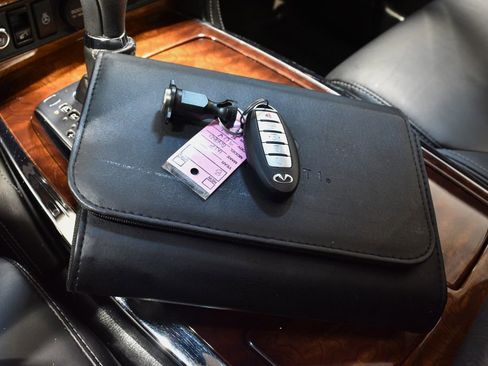 Certified 2024 INFINITI QX80 Sensory image 40