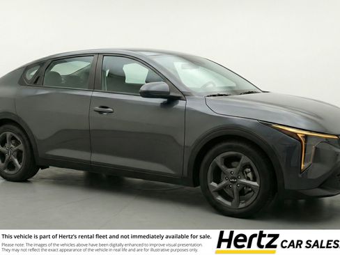 Used 2025 Kia K4 FWD image 1