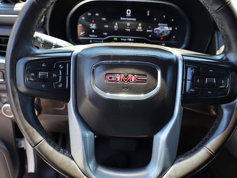 Used 2023 GMC Yukon XL SLT w/ SLT Premium Package AWD/4WD image 25