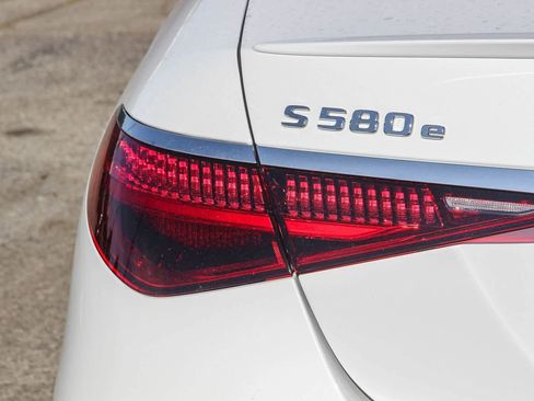 New 2026 Mercedes-Benz S 580e 4MATIC Sedan image 7