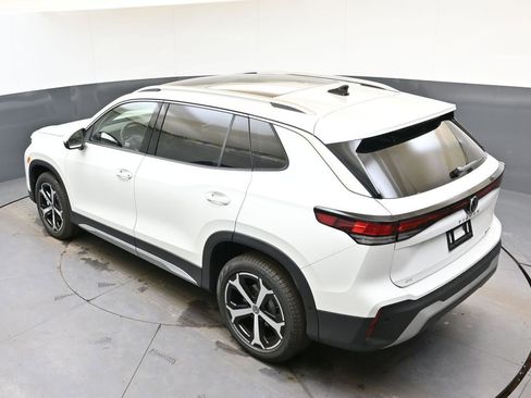 New 2026 Volkswagen Tiguan SE image 46