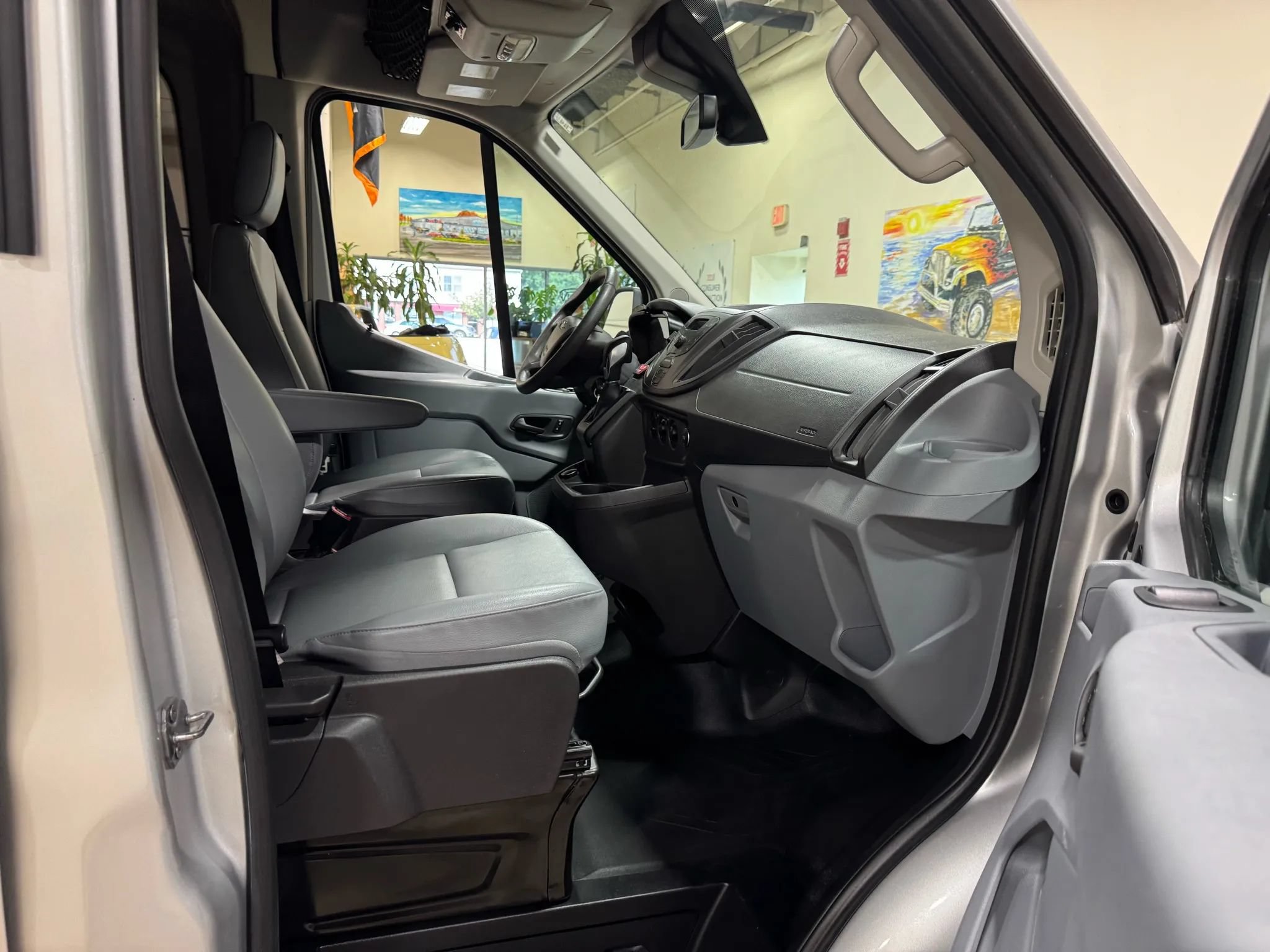 Used 2019 Ford Transit 250 148 Medium Roof RWD image 29