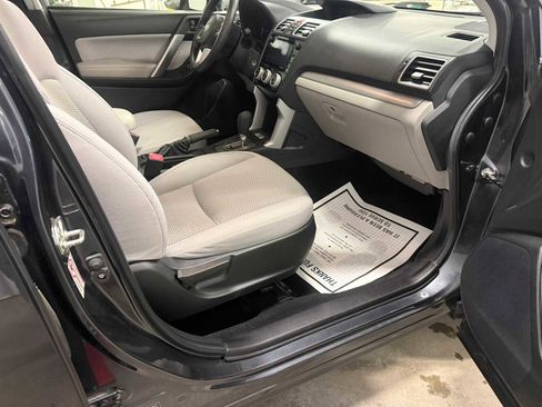 Used 2018 Subaru Forester 2.5i Premium AWD/4WD image 28