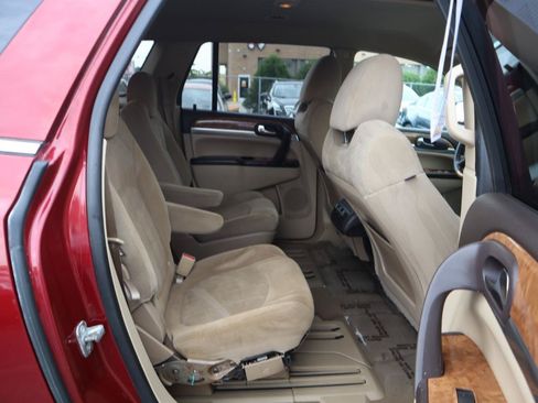 Used 2010 Buick Enclave CX w/ Driver Confidence Package AWD/4WD image 12