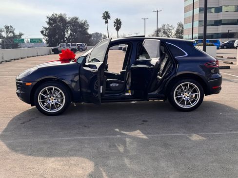 Used 2016 Porsche Macan S image 34