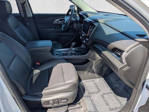 Used 2020 Chevrolet Traverse RS w/ LPO, Floor Liner Package image 21