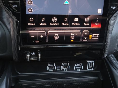 Used 2025 RAM 1500 Limited AWD/4WD image 27