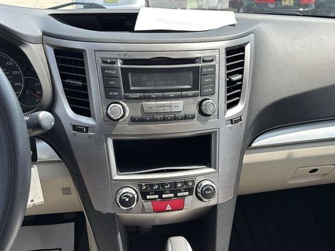 Used 2014 Subaru Outback 2.5i w/ Popular Package #1A AWD/4WD image 15