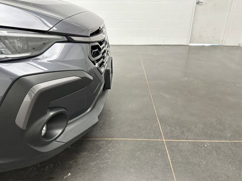 Used 2024 Subaru Crosstrek 2.5i Limited image 2