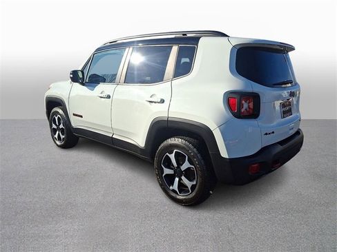 Used 2022 Jeep Renegade Trailhawk image 6