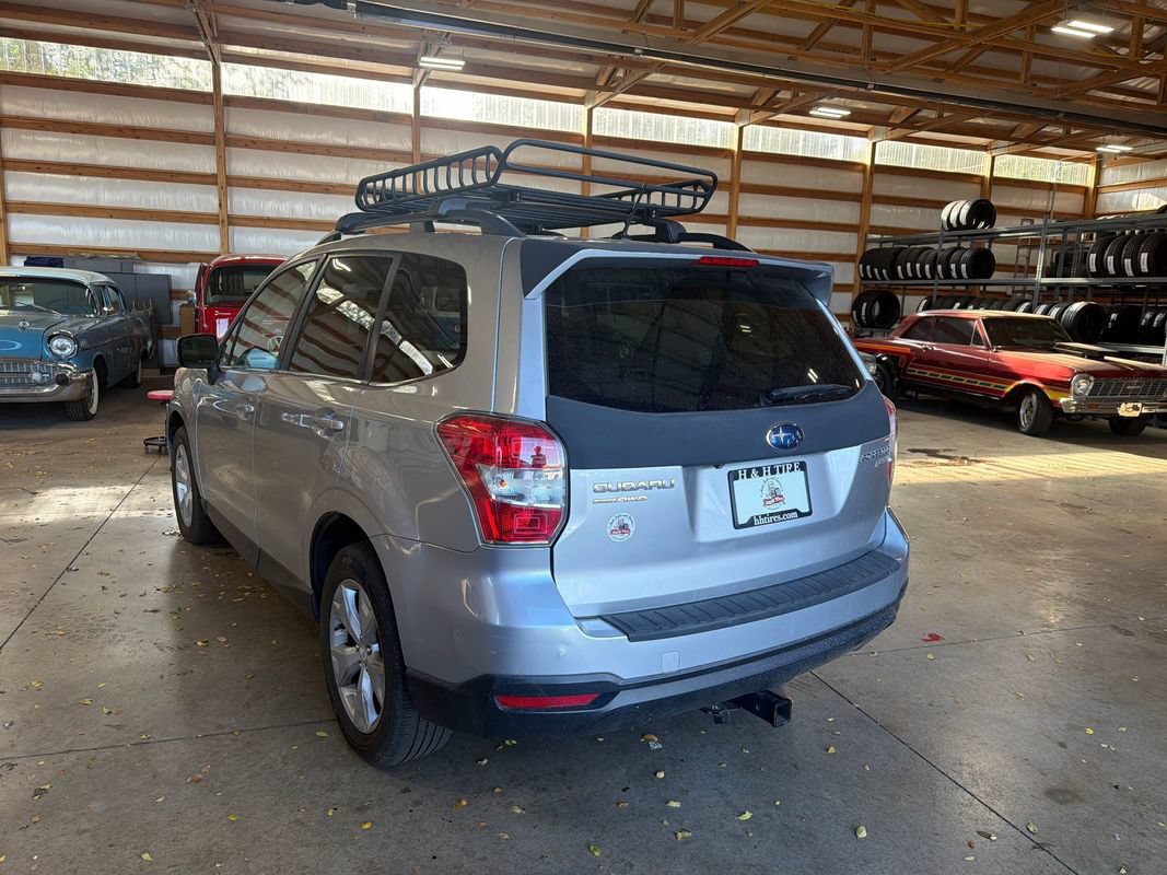 Used 2014 Subaru Forester 2.5i Limited w/ Popular Package #2 AWD/4WD image 10
