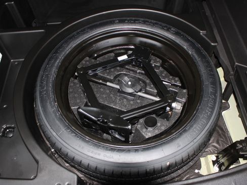 Used 2022 Chevrolet Blazer RS w/ Enhanced Convenience Package image 9