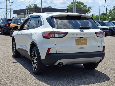Certified 2022 Ford Escape SEL w/ Technology Package FWD image 8