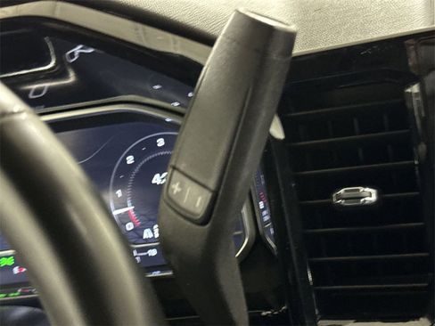 Used 2024 GMC Sierra 1500 SLT image 18