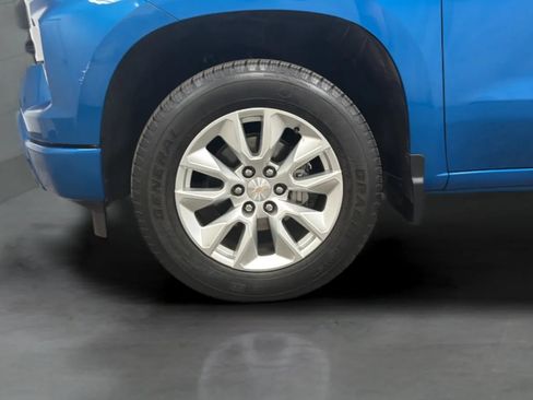 Used 2023 Chevrolet Silverado 1500 Custom RWD image 28