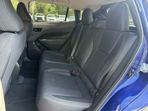 Used 2025 Subaru Crosstrek 2.5i Premium AWD/4WD image 8