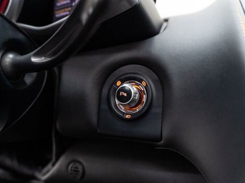 Used 2014 McLaren MP4-12C Spider RWD image 74