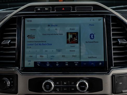 Used 2022 Ford F250 Lariat w/ Black Appearance Package image 25