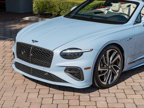 Used 2025 Bentley Continental GT Speed image 5