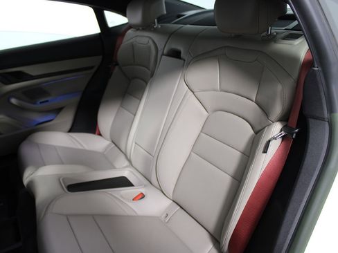 Used 2022 Porsche Taycan RWD image 34