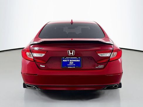 Used 2018 Honda Accord Sport image 6