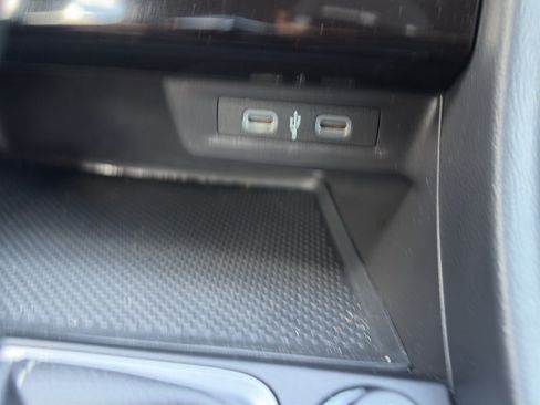 Used 2025 Volkswagen Jetta Sport FWD image 23