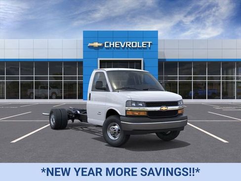 New 2026 Chevrolet Express 4500 4500 Series image 1