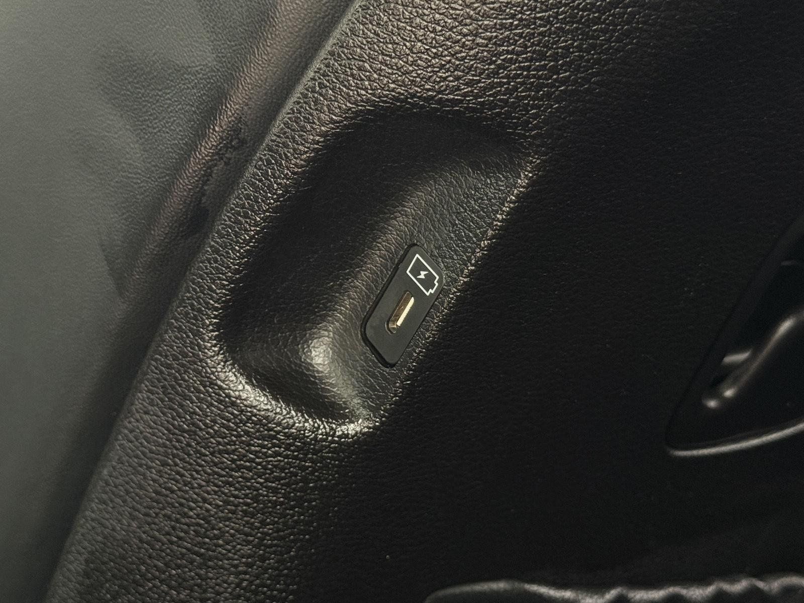 Used 2025 Kia Telluride S AWD/4WD image 34