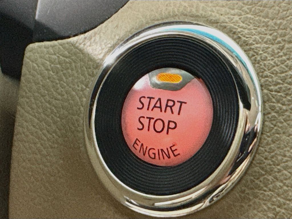 Used 2013 Nissan Altima 2.5 SV FWD image 19