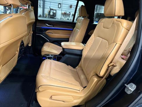 Certified 2024 Jeep Grand Cherokee L Summit w/ Advanced Protech Group IV image 32