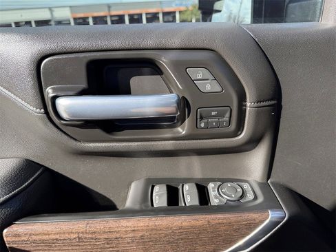 Used 2022 GMC Sierra 2500 Denali image 23