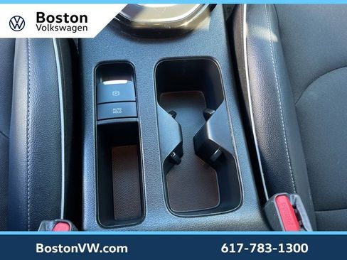 Used 2023 Kia Forte GT-Line w/ GT-Line Technology Package image 23