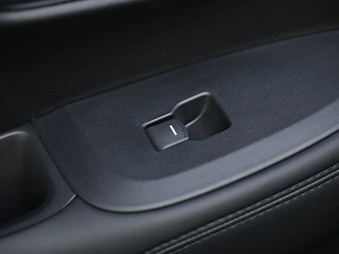 New 2026 Honda HR-V LX image 29