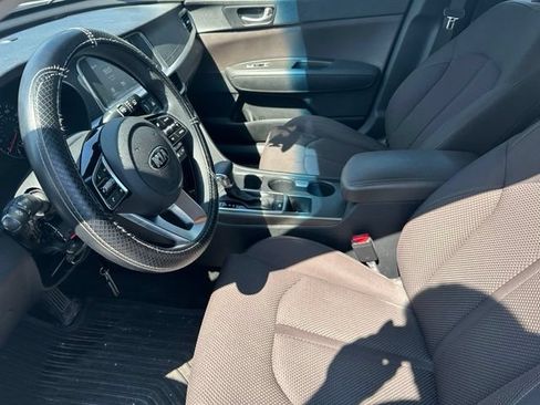 Used 2020 Kia Optima LX FWD image 12