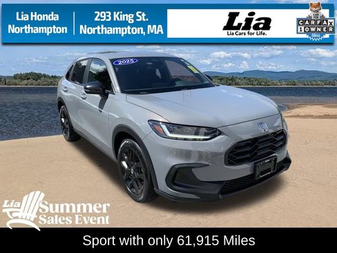 Used 2025 Honda HR-V Sport image 1