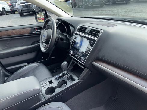 Used 2018 Subaru Outback 2.5i Limited image 46
