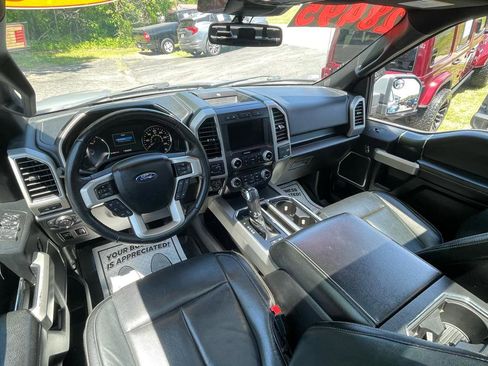 Used 2018 Ford F150 Lariat w/ Equipment Group 502A Luxury AWD/4WD image 16