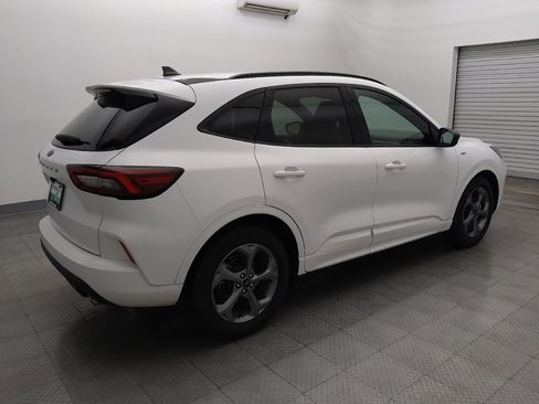Used 2023 Ford Escape ST-Line image 10