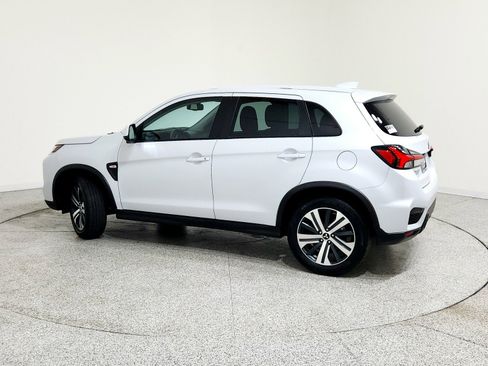 Used 2024 Mitsubishi Outlander Sport ES image 11