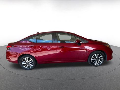 Used 2025 Nissan Versa SV FWD image 16
