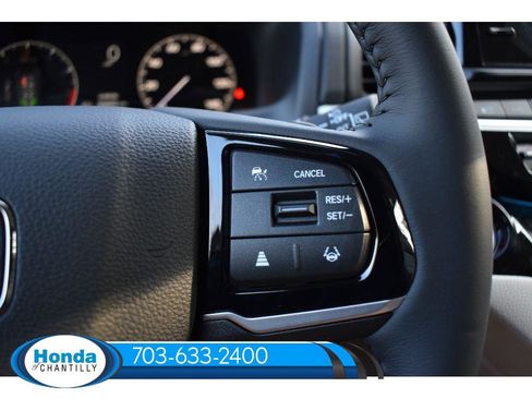 New 2026 Honda Odyssey Touring image 13