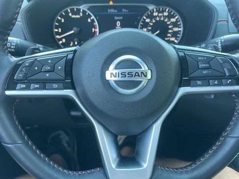 Used 2021 Nissan Altima 2.5 SR w/ SR Premium Package AWD/4WD image 23