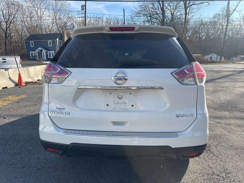 Used 2015 Nissan Rogue SV w/ SV Moonroof Package image 14