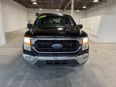 Used 2022 Ford F150 XLT image 2