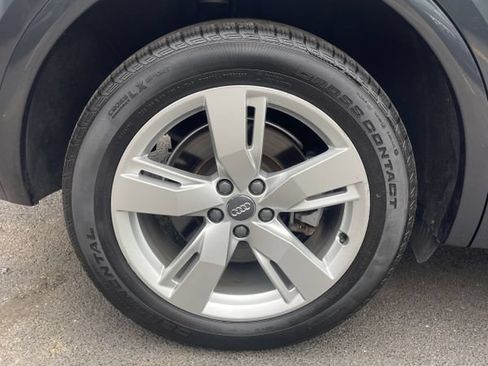 Used 2018 Audi Q5 Premium AWD/4WD image 21