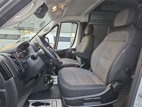 Used 2024 RAM ProMaster 3500 w/ Cold Weather Group image 18