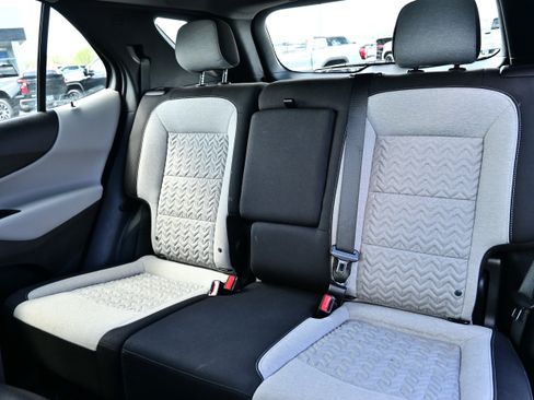 Used 2024 Chevrolet Equinox LS image 23