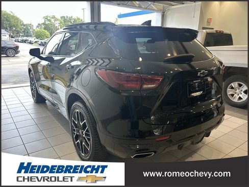 Used 2023 Chevrolet Blazer RS AWD/4WD image 5